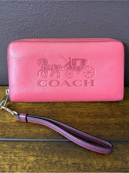 Coach Handbags - Coach Long Zip Around Wristlet Wallet with Horse & Carriage! Like new condition